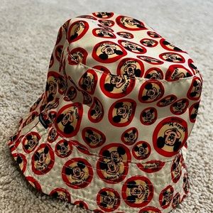 Mickey’s reversible hat